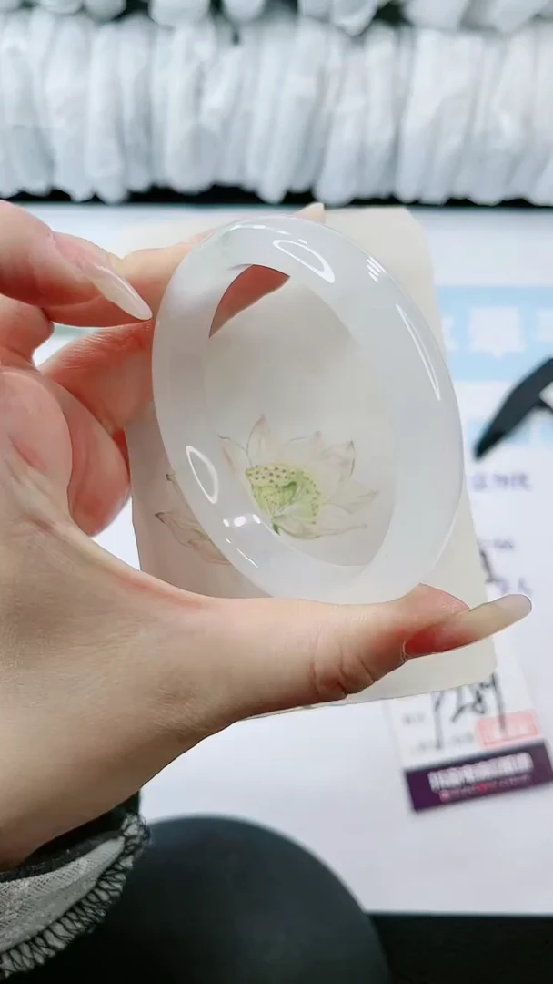 【闪购商品】石英质玉手镯未镶嵌多样性发货P289