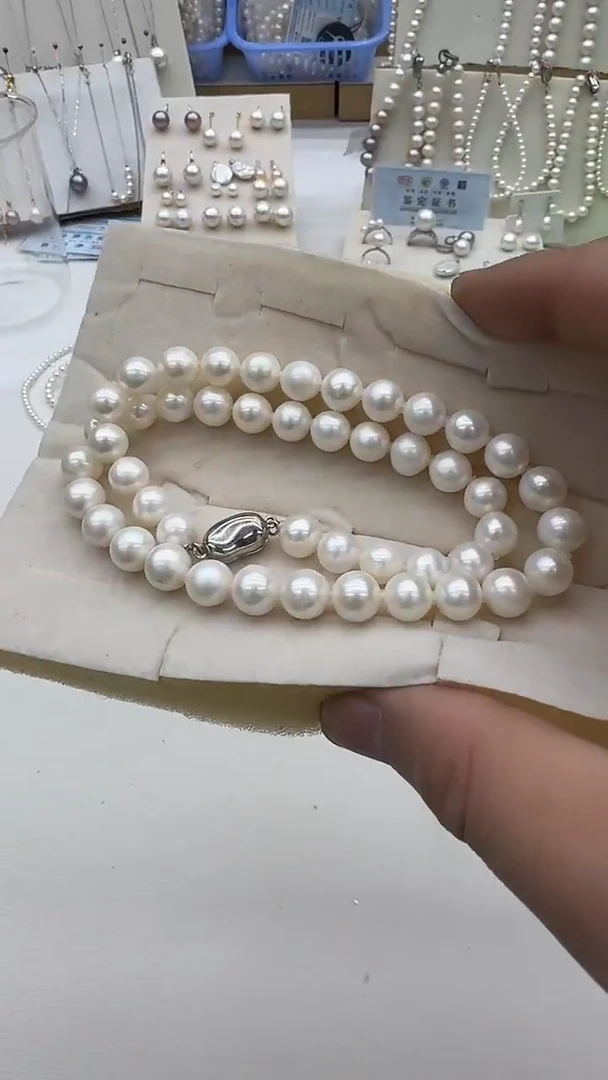 项链银S925镶嵌淡水珍珠万***。9-10mm 豌豆扣