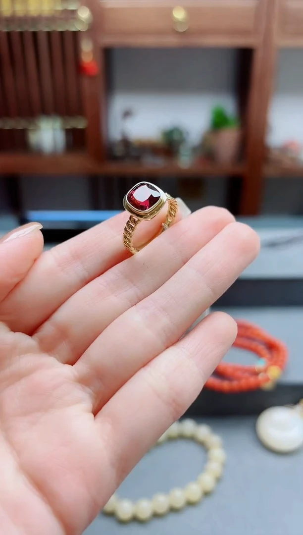 碧玺戒指18K金镶嵌18K金碧玺戒指XC