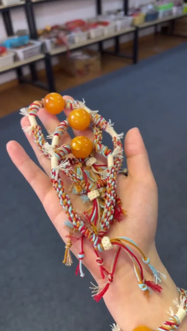 手链蜜蜡未镶嵌    19蜜蜡咸蛋黄手编绳多样性发其一