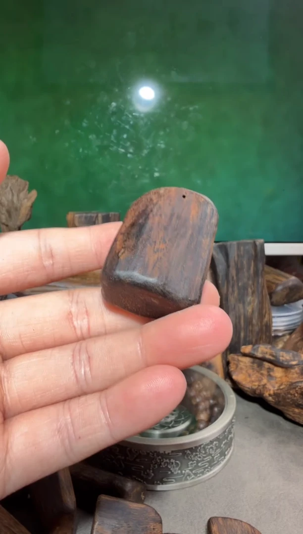 沉香手把件海南多样性发一