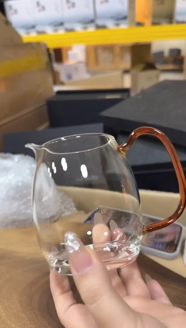 【闪购商品】琥珀色星韵公道杯