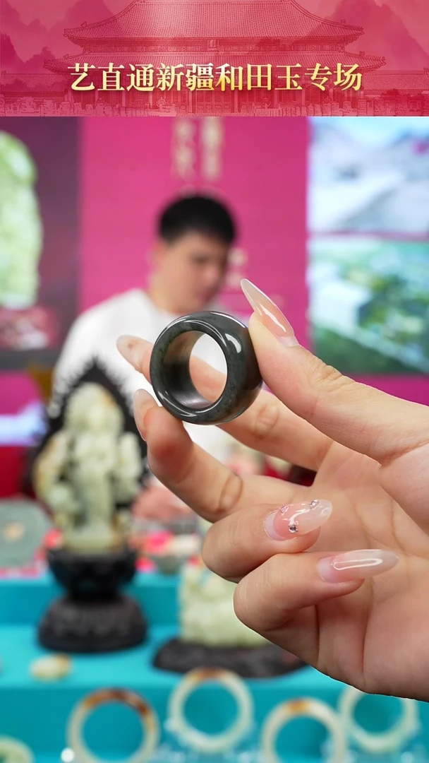 未镶嵌和田玉挂件闪购墨绿扳指21mm