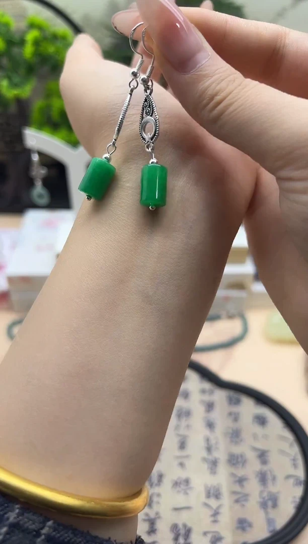 未镶嵌翡翠耳饰11