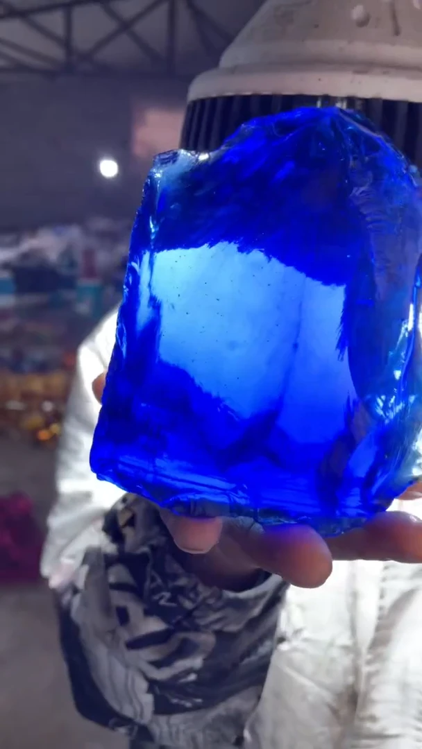 新疆五彩石原石摆件