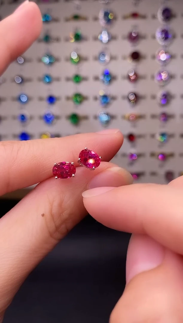 2克拉红宝石（处理）欧美风戒指