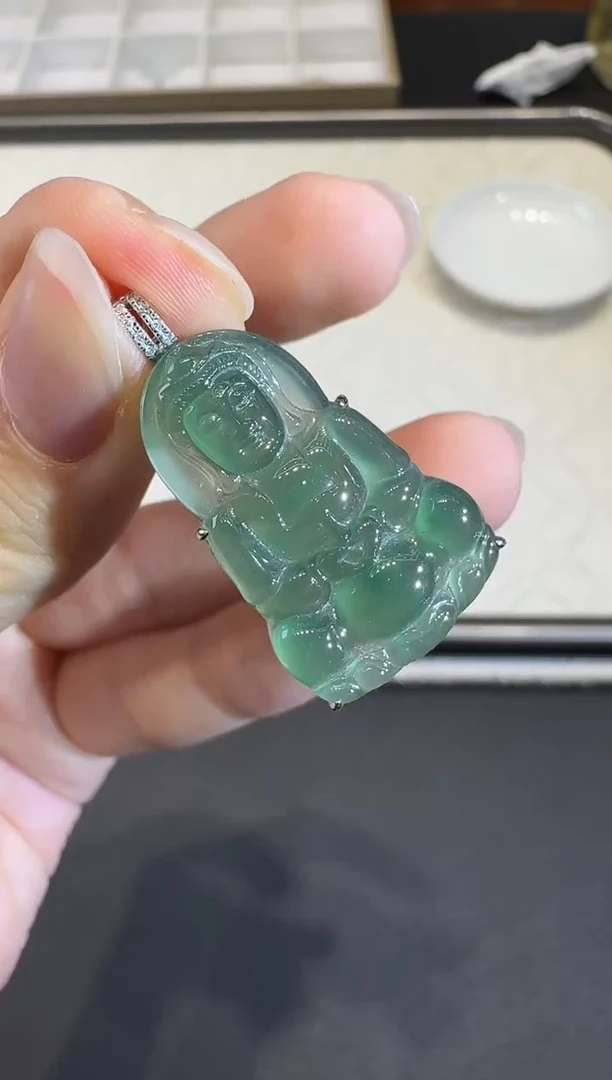 颈饰18K金镶嵌翡翠X1112-512-320