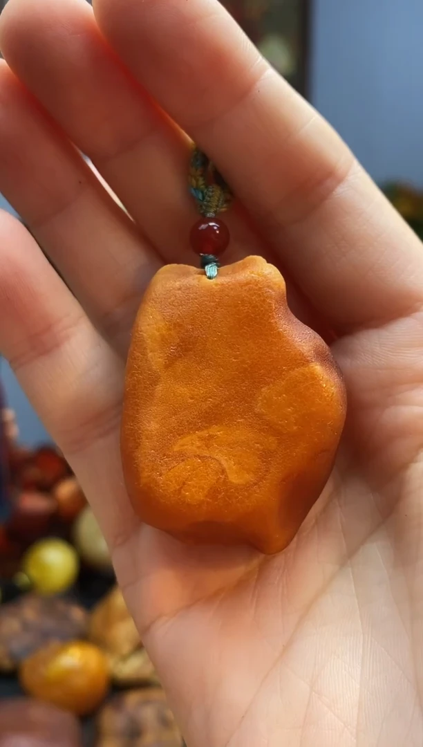 琥珀颈饰未镶嵌挂件