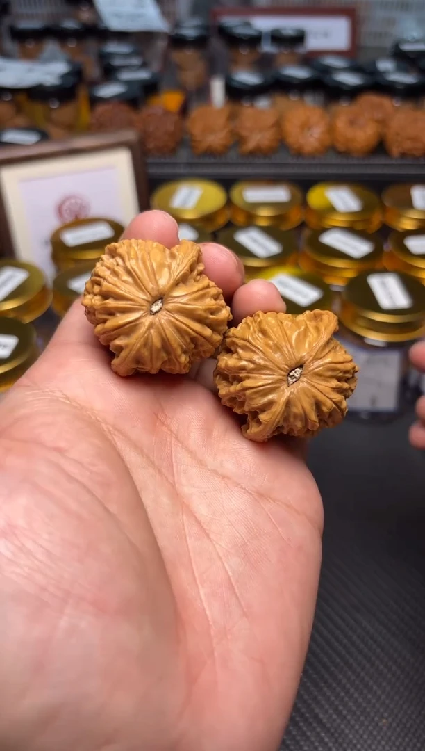 文玩核桃把件215磨盘38全品