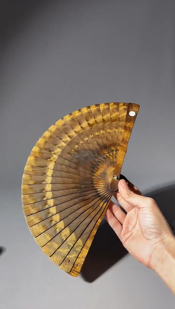 其他楠木（金丝楠）尘*701号18cm乌木金丝楠小叶桢楠扇子