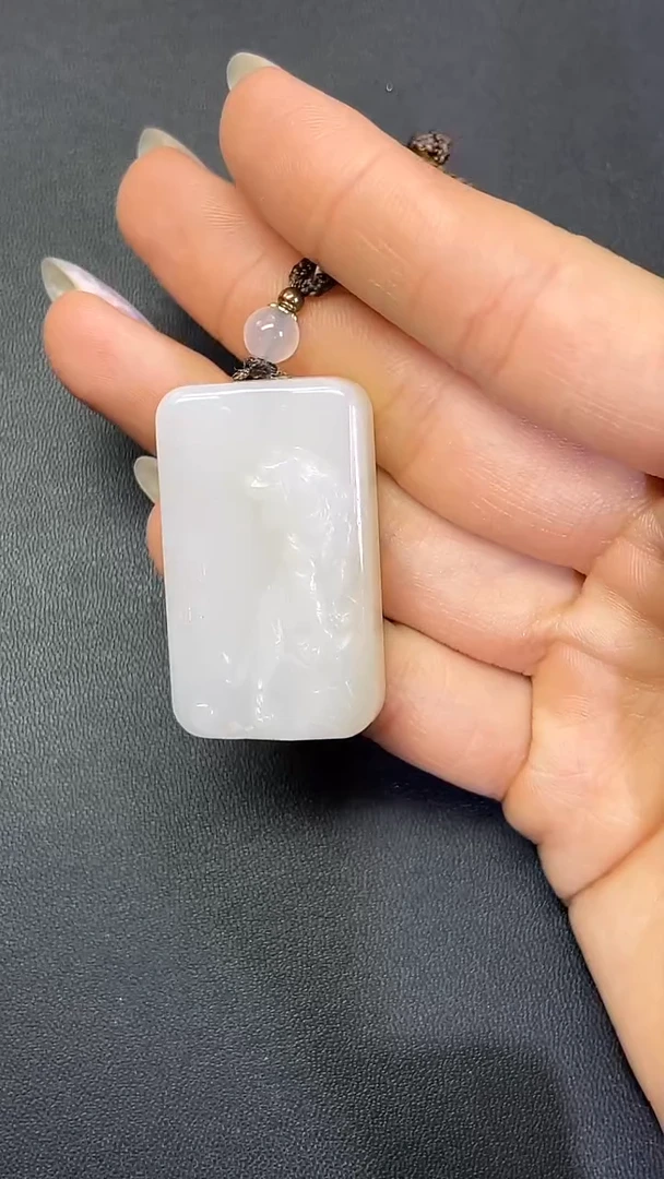 颈饰未镶嵌和田玉新疆白玉虎牌吊坠710096