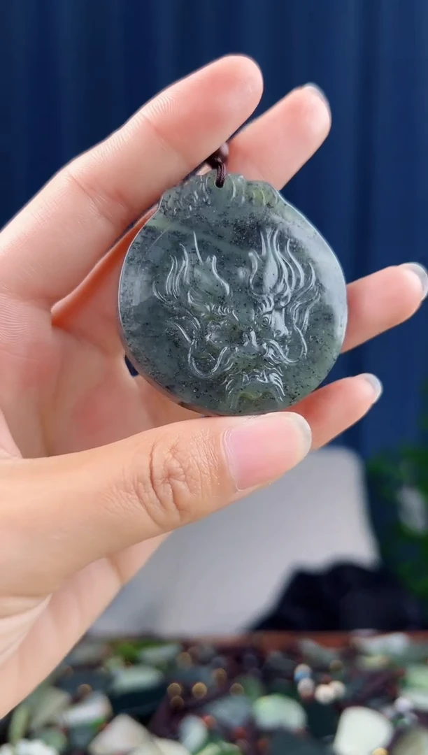 颈饰未镶嵌和田玉拍一发一，多样性发货