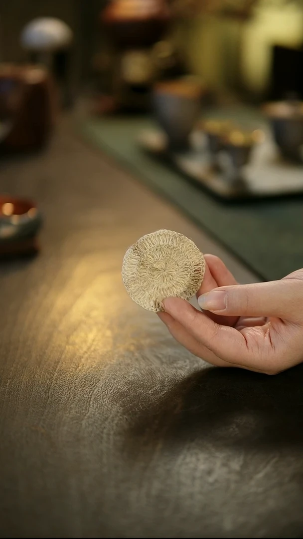 阿眠      手工钩织火麻壶垫杯垫