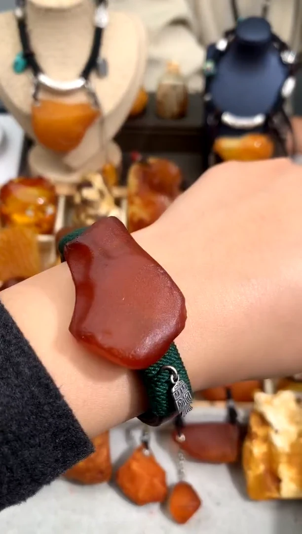 【闪购商品】蜜蜡裸石未镶嵌似玉