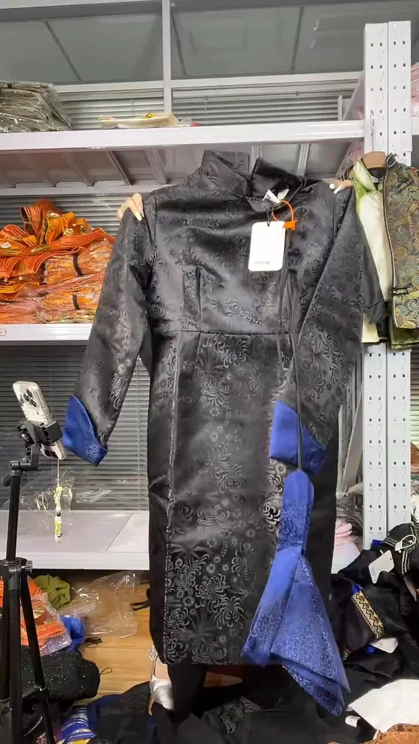 连衣裙  2Xl  120-135斤
