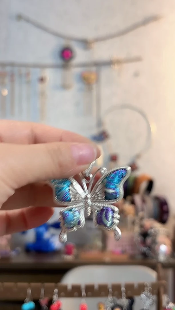 织绣彩云南阁非遗老绣饰品080