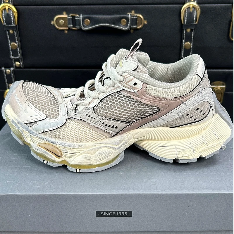 莆田高版本订书机老爹鞋男女情侣款厚底增高磨破做旧运动休闲鞋潮