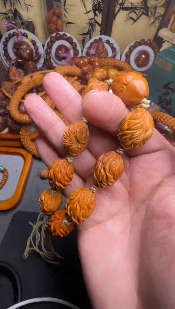 手串橄榄核大圣一个