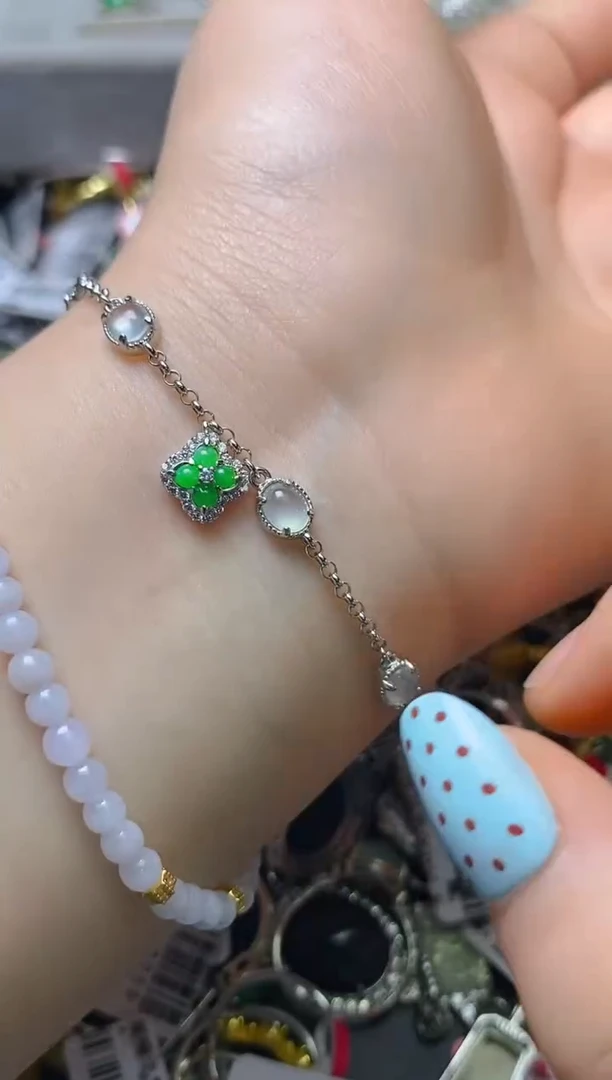 银S925镶嵌戒指翡翠百内无证书