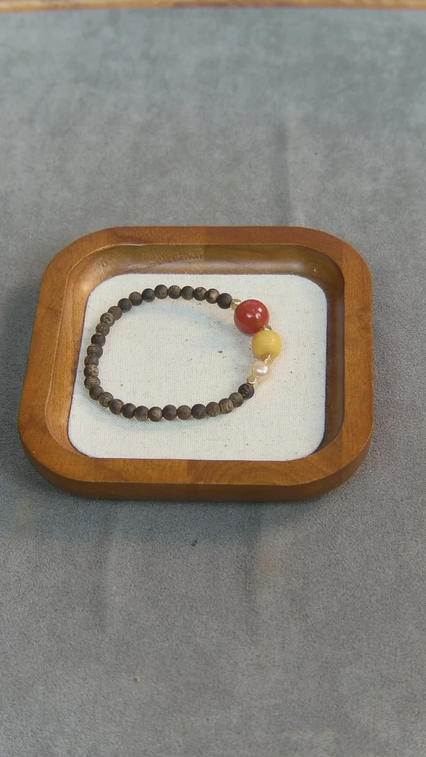 【闪购商品】沉香手串海南0.4圆珠设计款