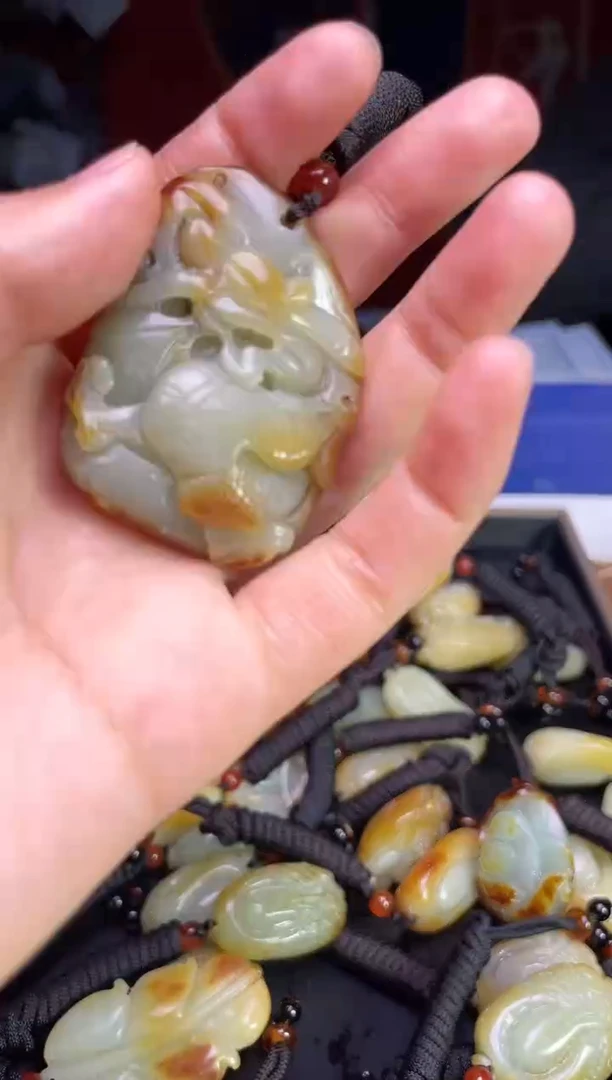颈饰未镶嵌和田玉123