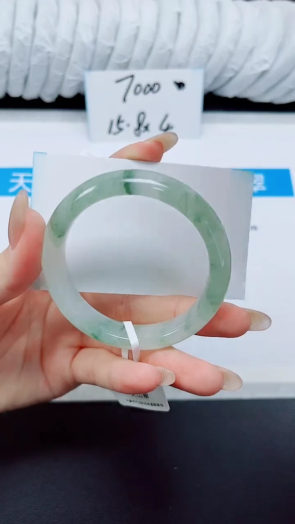 未镶嵌手镯石英质玉54-52.0