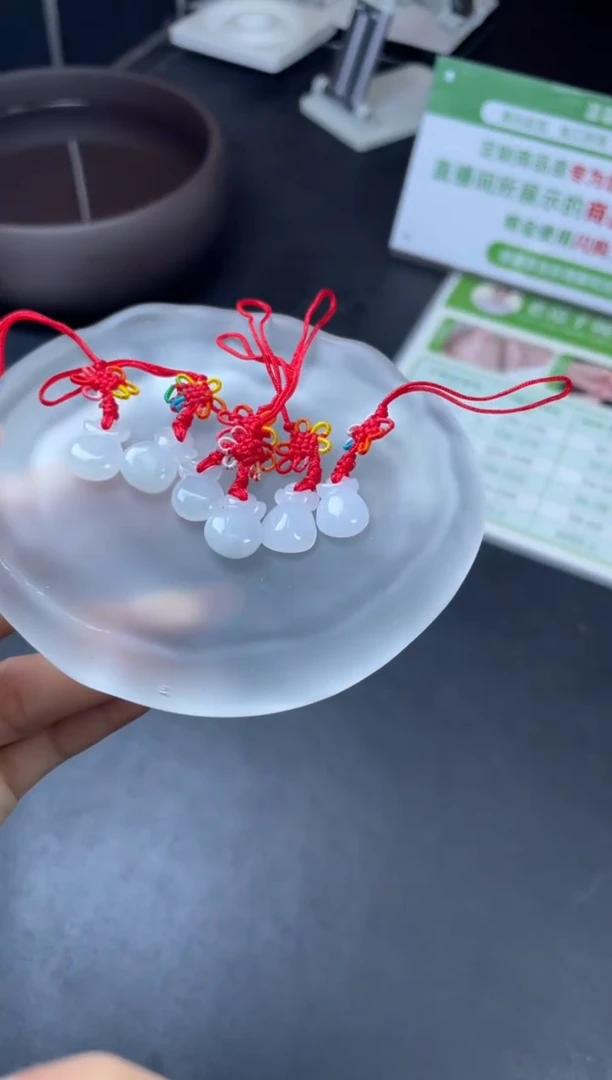 【闪购商品】翡翠挂件未镶嵌GEA1502A4多样性发一