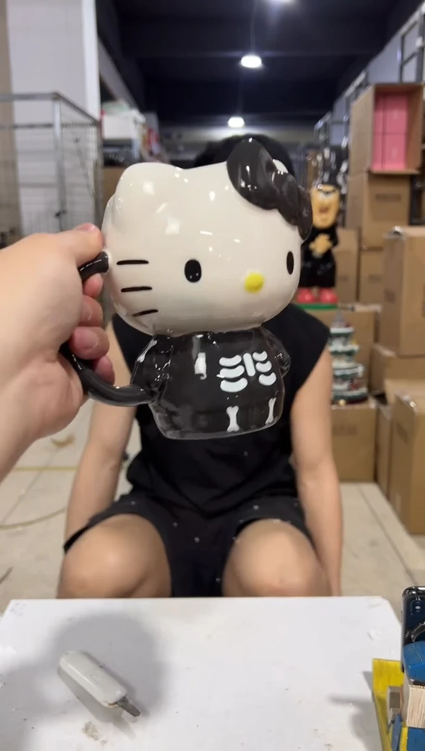 瓷片灰色kt全身杯 陶瓷材质