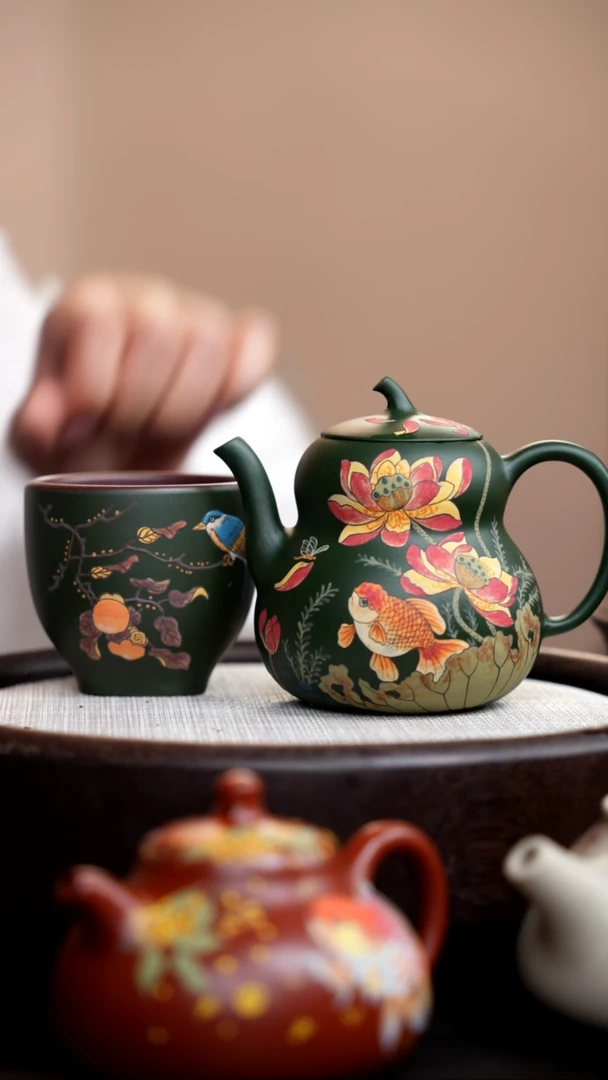 茶壶紫砂民国绿葫芦壶泥绘金鱼荷花+杯