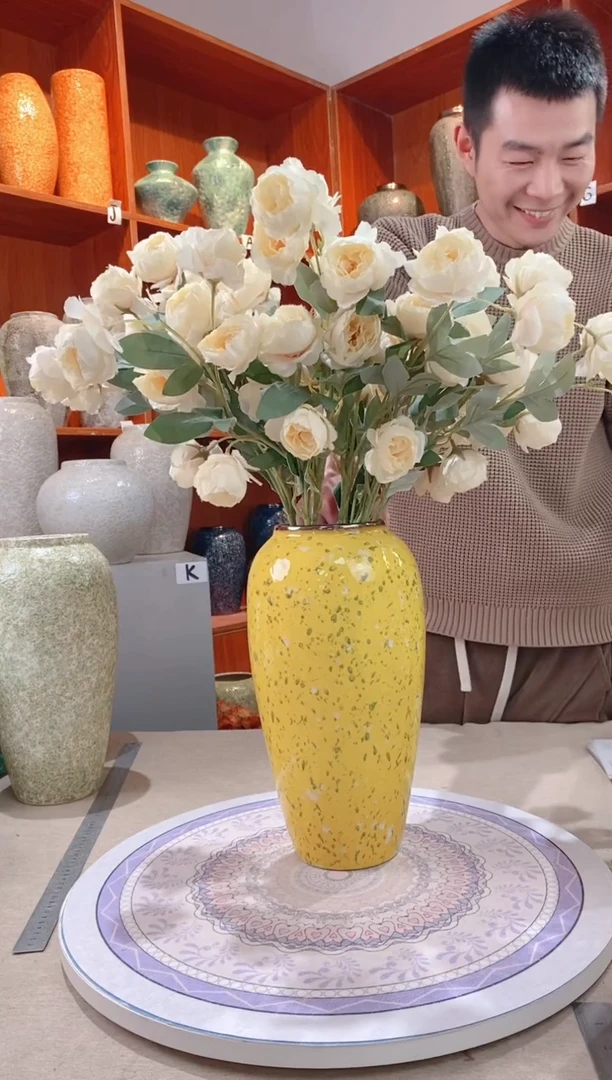 【闪购商品】瓶油菜花 大号  陶瓷花瓶 无花