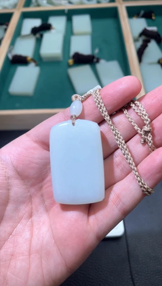 未镶嵌和田玉挂件?***?无事牌