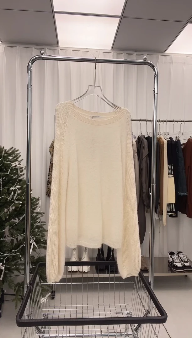 编号071 国外设计师品牌3折福福   针织毛衣 890待开价