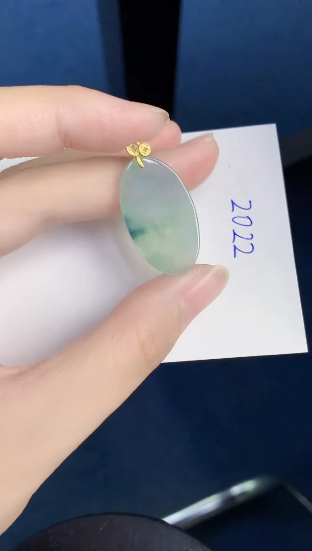 翡翠未镶嵌颈饰天然翡翠缅甸A货