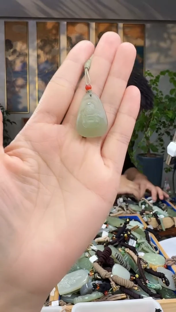 未镶嵌和田玉挂件拍一发一