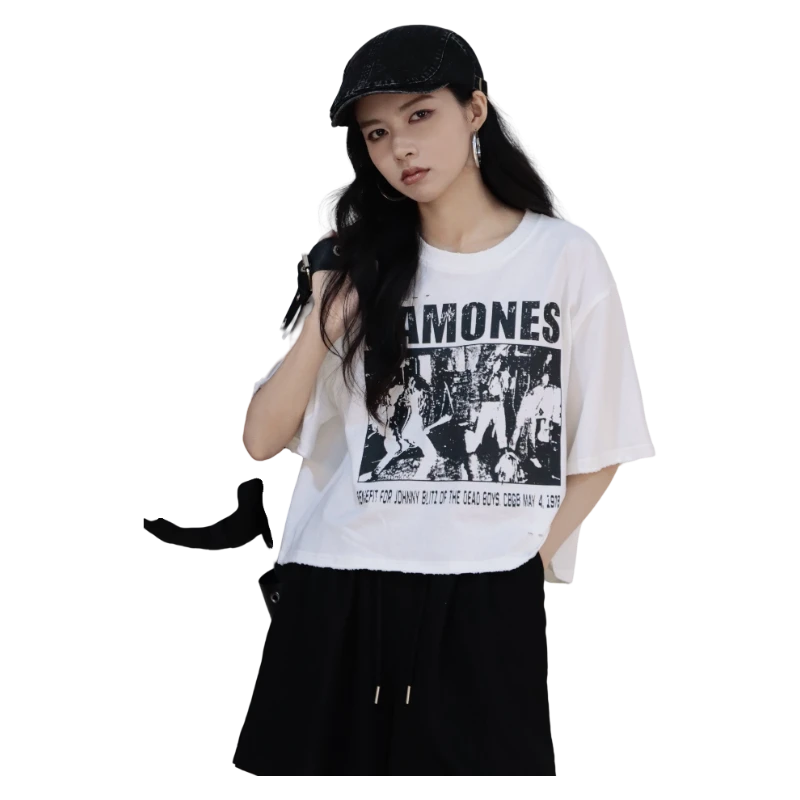 25年夏季新品LIUKE留刻圆领字母破洞T恤11250423556