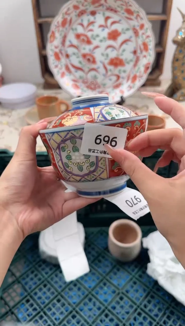 瓷片m****嘟Z         969