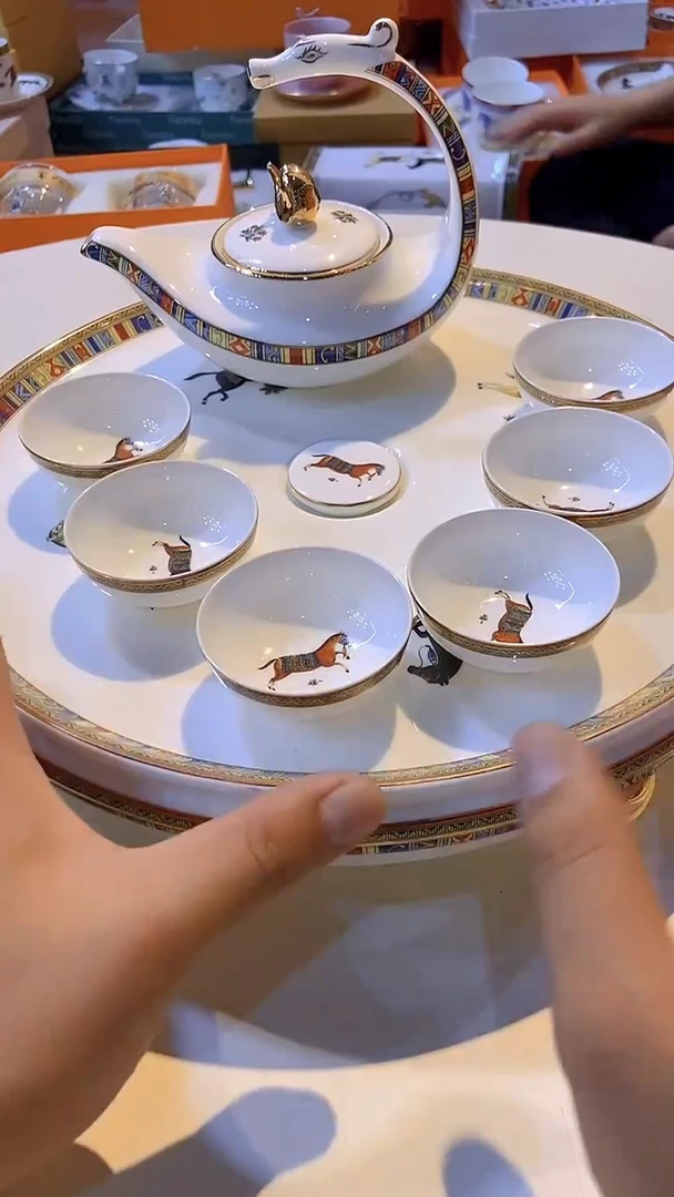 鸿辉家品牌瓷器，京东包邮！