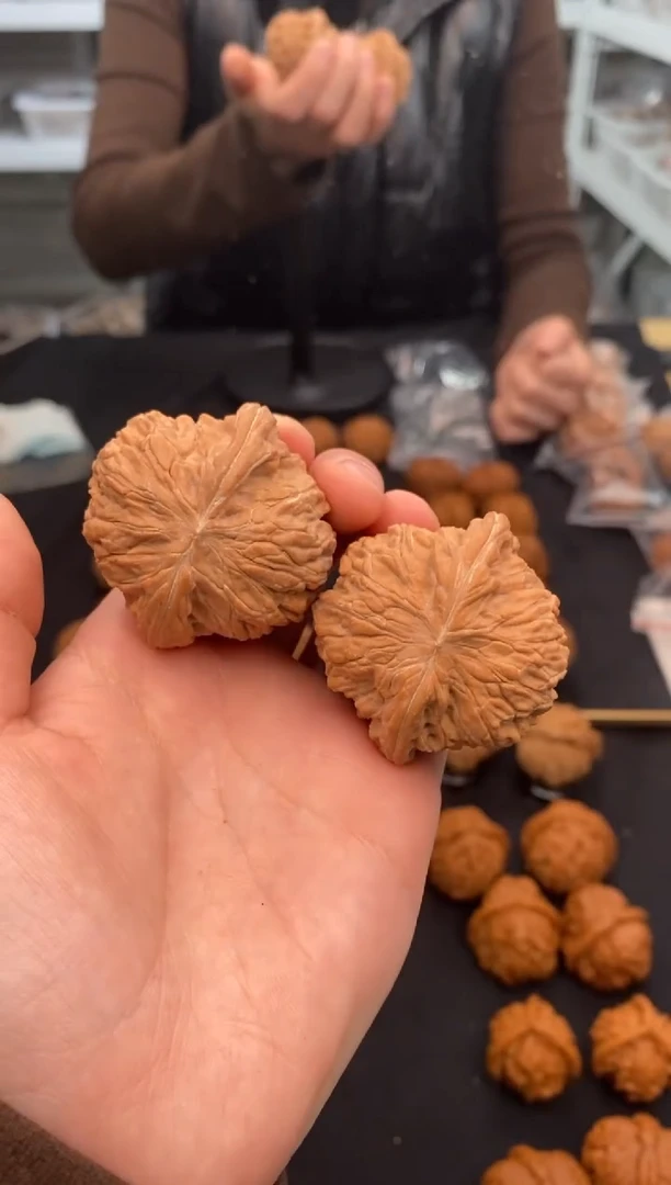 【闪购商品】文玩核桃把件山地磨43-u815