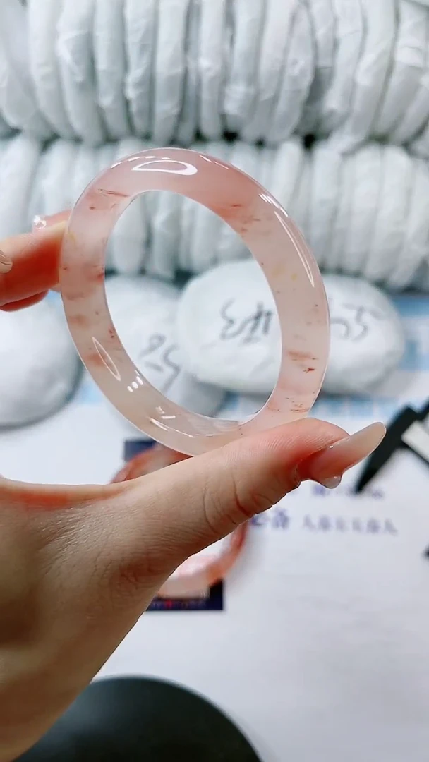 【闪购商品】石英质玉手镯未镶嵌0917711813