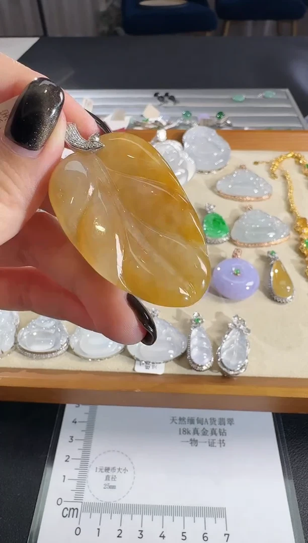 吊坠(不含链)18K金镶嵌翡翠【源头工厂】钻石镶嵌