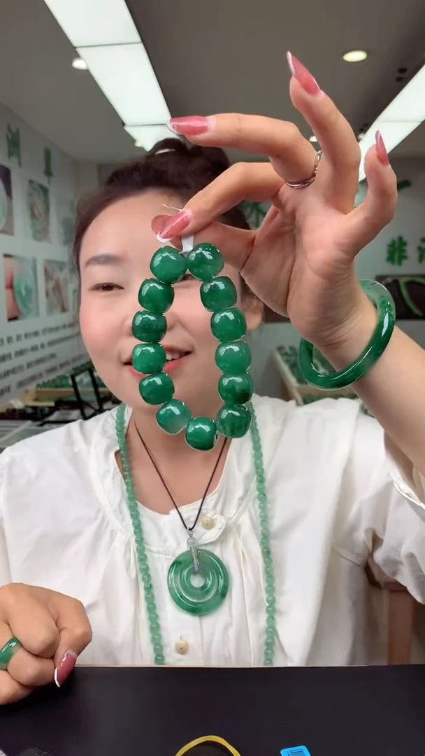 【闪购商品】石英质玉手链未镶嵌手串