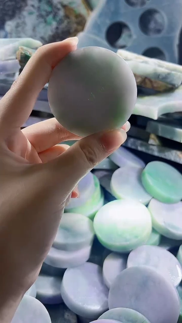 翡翠裸石 缅甸翡翠A货晴6676