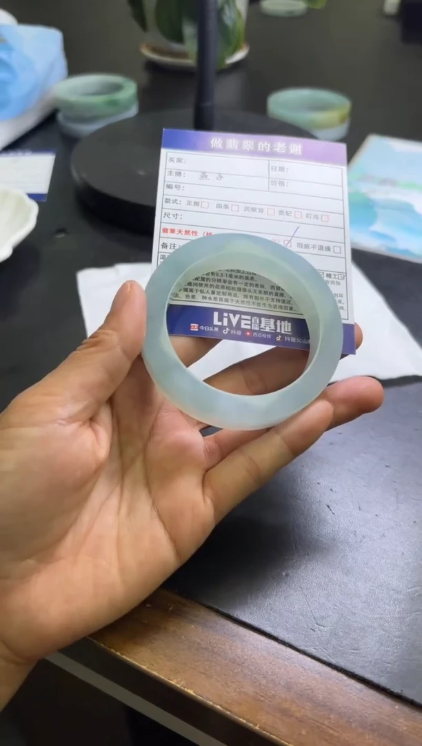 未镶嵌定制手镯不退不换定制翡翠呆*定制手镯不退不换