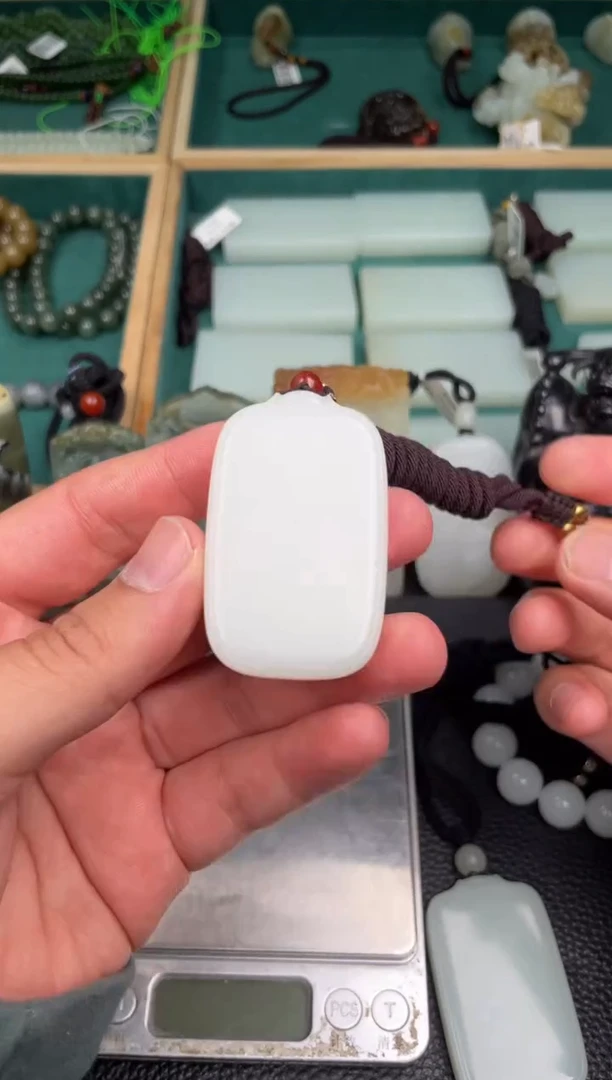 未镶嵌和田玉挂件挂件