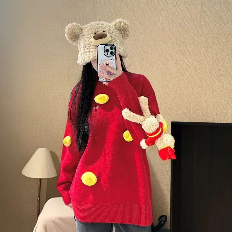秋冬新款节日胶囊系列发光元宝毛衣针织时尚红色宽松中长款加厚