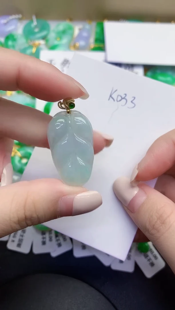颈饰未镶嵌翡翠缅甸天然翡翠A货