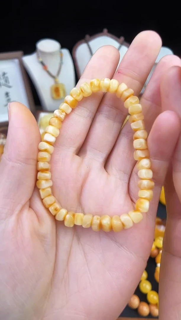 琥珀未镶嵌珠宝奇石柒月