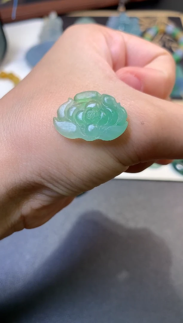 未镶嵌定制翡翠毛货