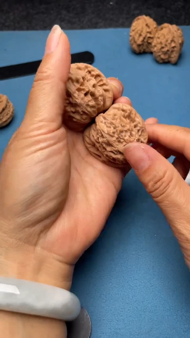 桃核把件w188  霞云岭 40尺