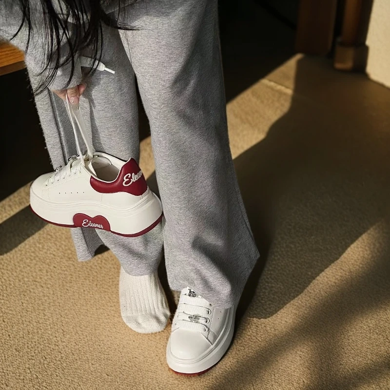 韩版真皮超火重工金属心形厚底松糕小白鞋面包板鞋百搭学院女鞋潮